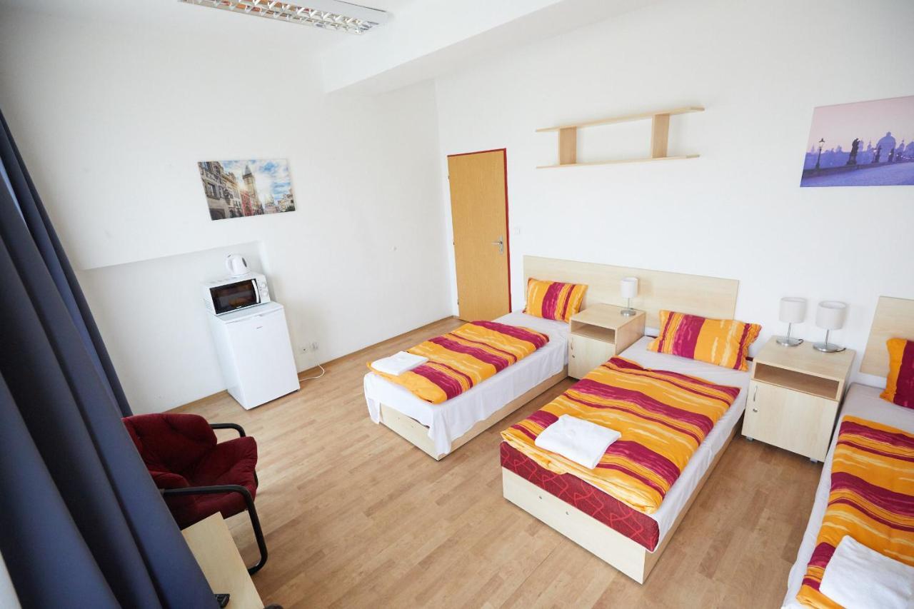 University Hotel Prague Exterior photo
